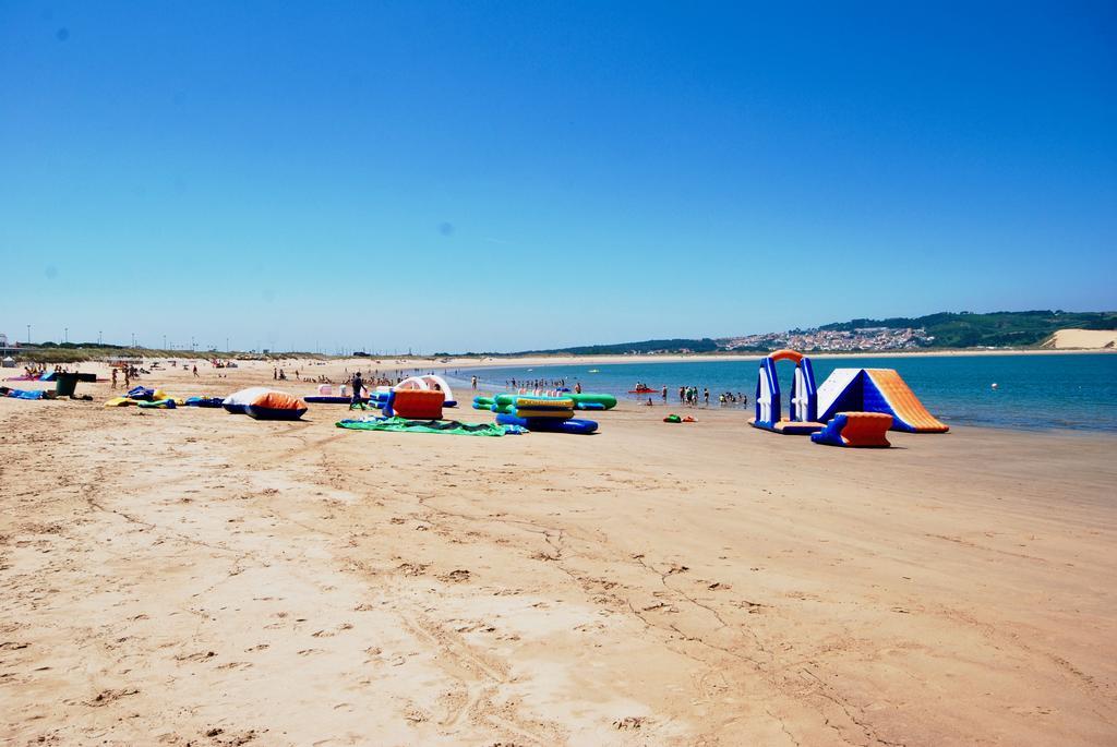 Bay São Martinho do Porto Exterior foto