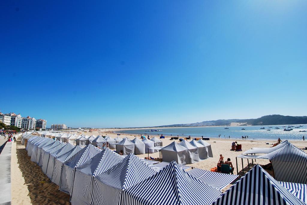 Bay São Martinho do Porto Exterior foto